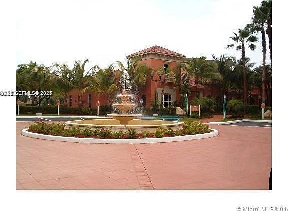 2nd image of 8363 Lake Dr APT 102