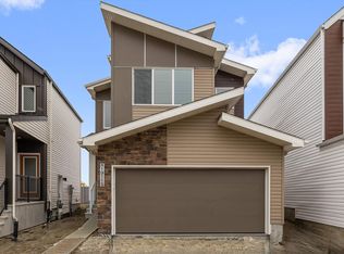 19115 20th Ave NW, Edmonton, AB T6M0X7