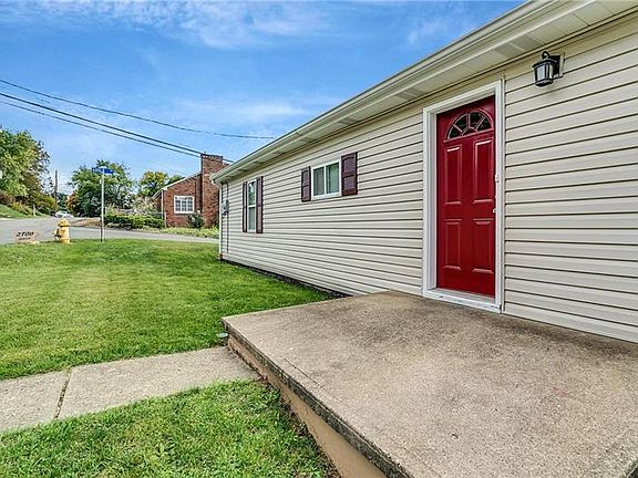 2nd image of 2700 Gould Dr