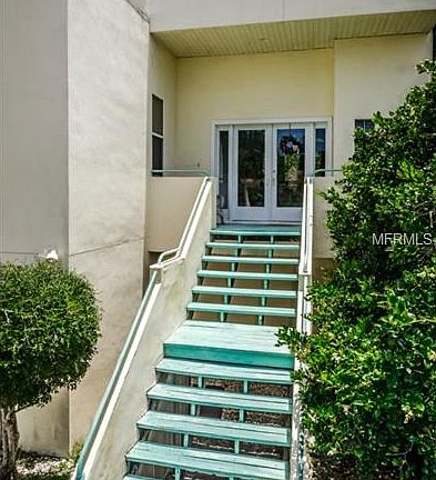 2nd image of 2011 N Pointe Alexis Dr