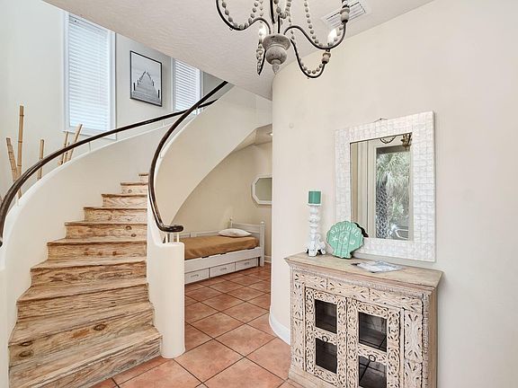 5th image of 64 Terra Cotta Way