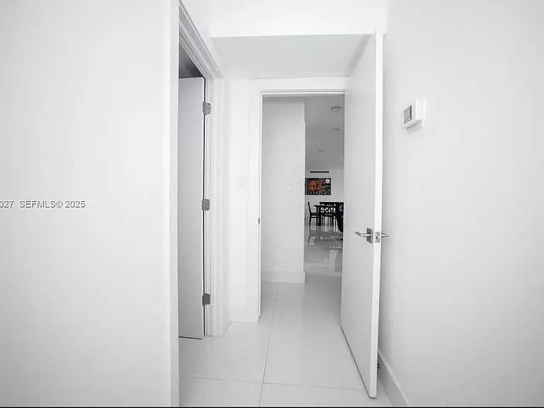 5600 Collins Ave #14K — Photo 2