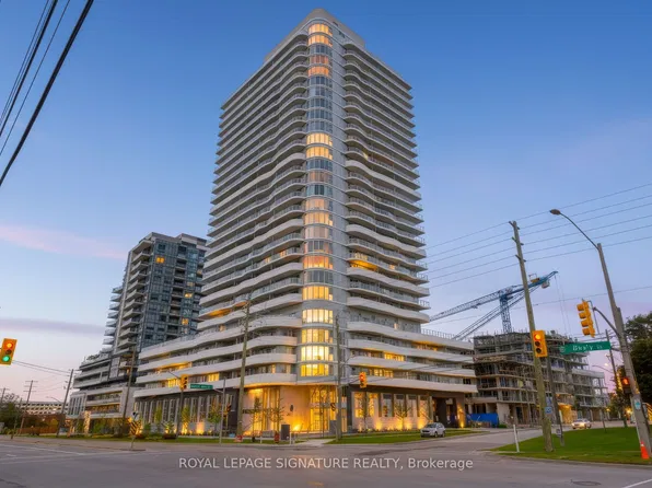 1010 Sandy Beach Rd #2011, Pickering, ON L1W 1Z5
