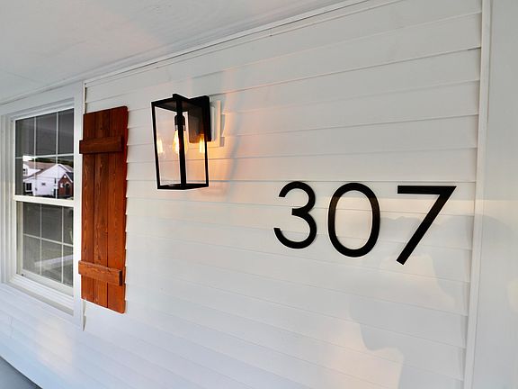 5th image of 307 N 41st St