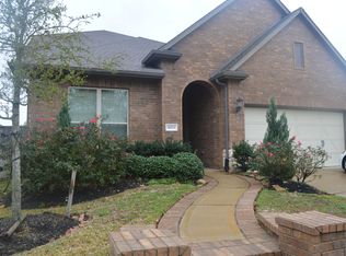 18211 W Williams Bend Dr, Cypress, TX 77433