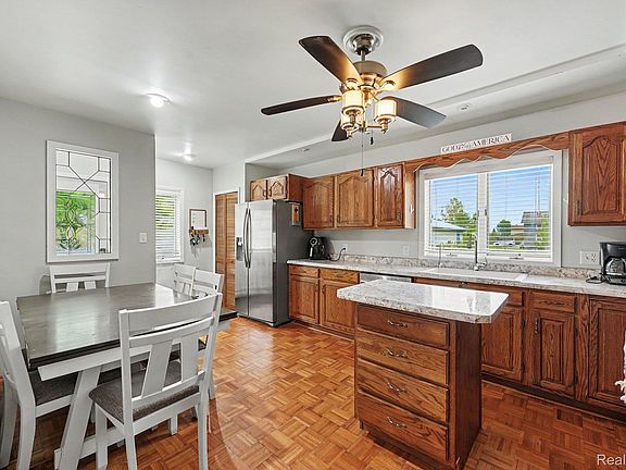 5th image of 2797 E Labo Rd N