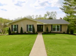 122 Hillandale Dr, Somerset, KY 42501