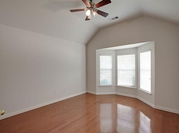 5th image of 3916 Sharondale Dr