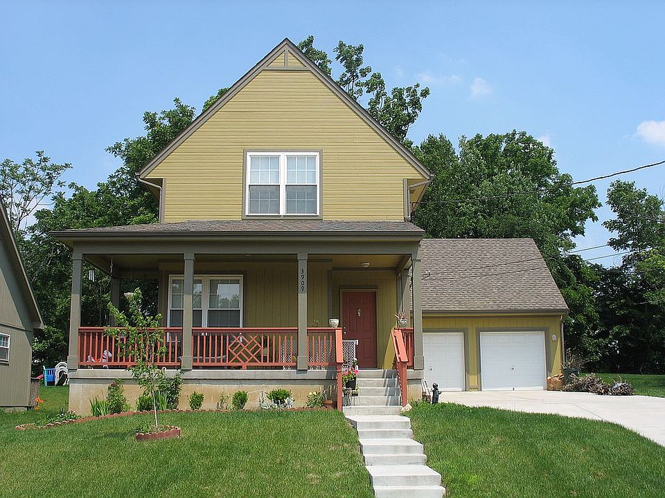 1st image of 3909 Lloyd St