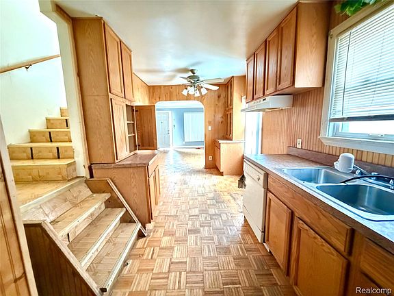 11th image of 12674 Mettetal St