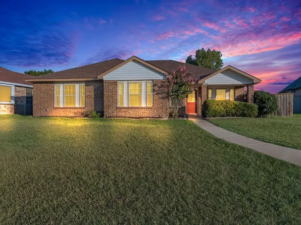 9208 Willard St, Rowlett, TX 75088