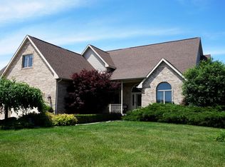 6512 Stonebrook Ln, Flushing, MI 48433