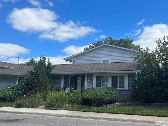 2nd image of 6125 Kit Carson Dr