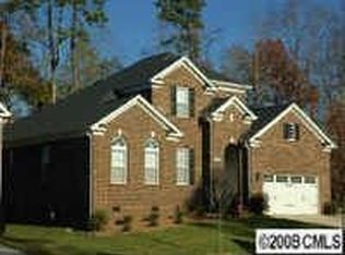 413 Deer Brush Ln, Waxhaw, NC 28173