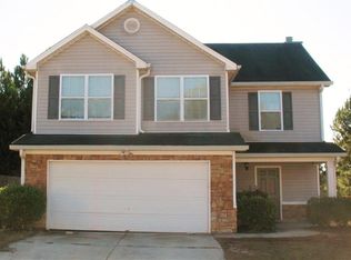 5801 Castlebrook Dr, Douglasville, GA 30134