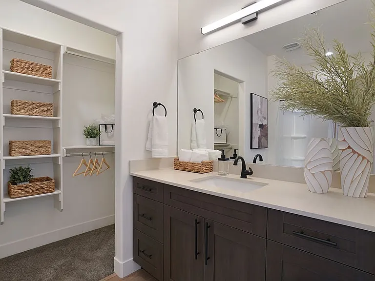 Riverwell Townhomes — Photo 8