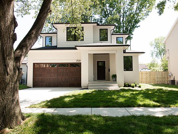 3rd image of 2324 Dallas Ave