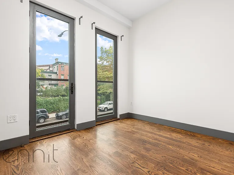 272 Throop Ave #3R — Photo 7