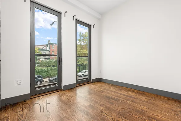 Rented by Rennit Inc. | media 8