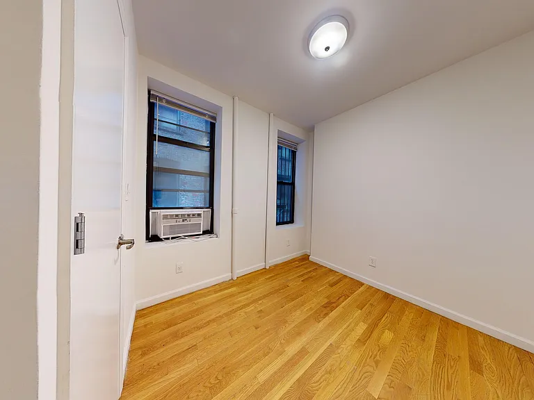 334 E 78th St #3 — Photo 6
