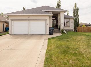 521 NE Fairmont Blvd S, Lethbridge, AB T1K 7G3