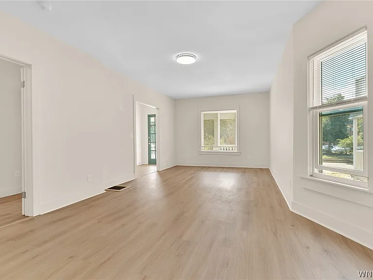 2206 Main St #1 — Photo 11