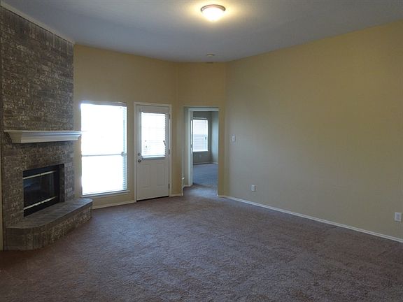 2nd image of 427 Orchard Hill Dr