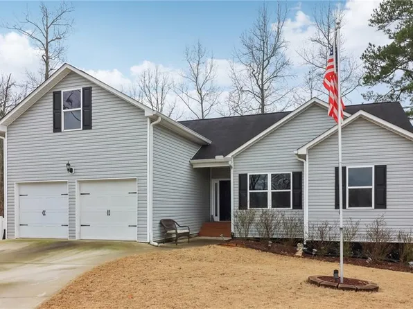 612 Cole Creek Dr, Dallas, GA 30157