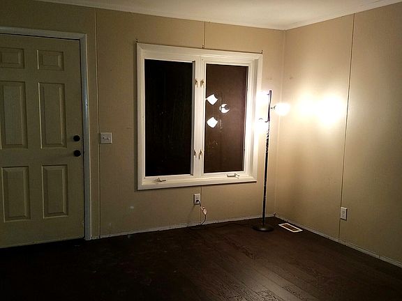 2nd image of 5319 Lake Grove Dr