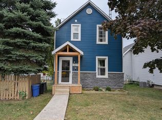 457 Garden St, Gananoque, ON K7G1J6