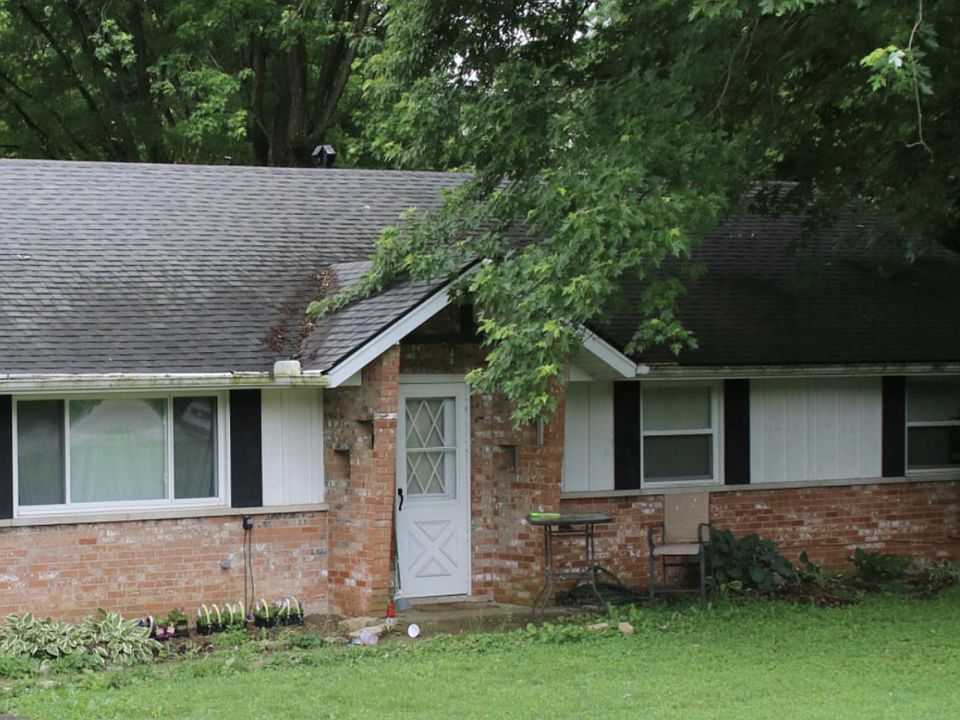 4097 Beechwood Dr Bellbrook