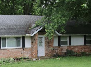 4097 Beechwood Dr, Bellbrook, OH 45305