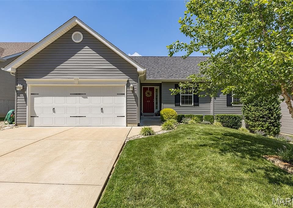1st image of 515 Amber Way Ct