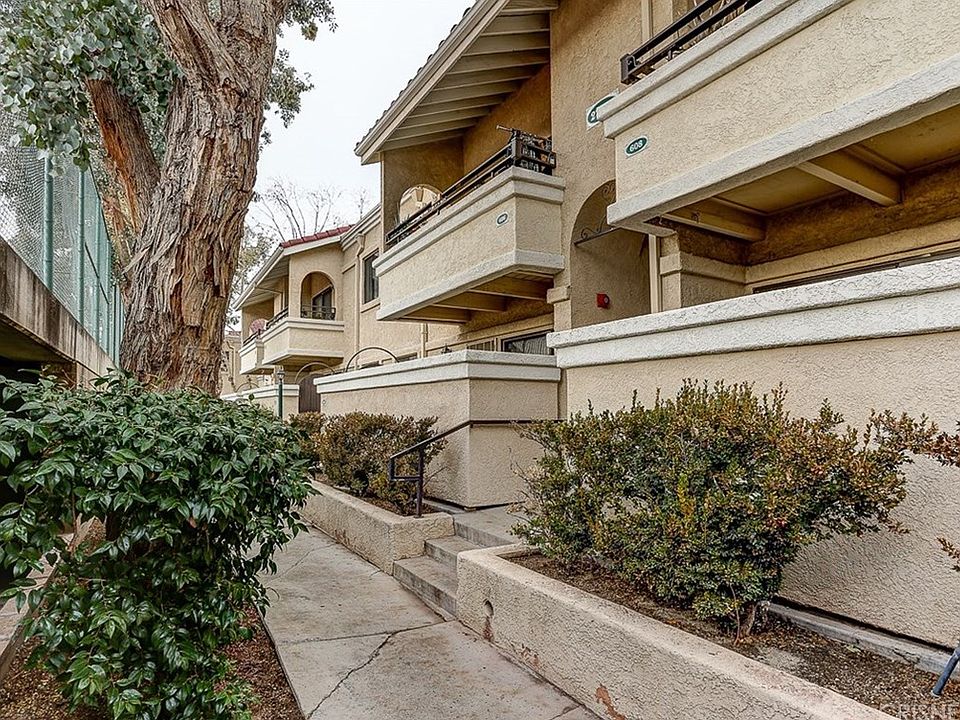 1st image of 27238 Luther Dr APT 606