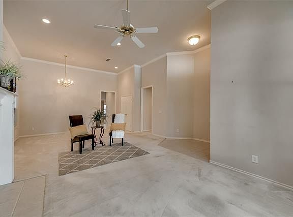 4th image of 18427 Tettenhall Dr