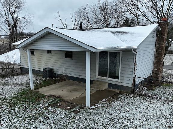4th image of 5110 Peach St NE