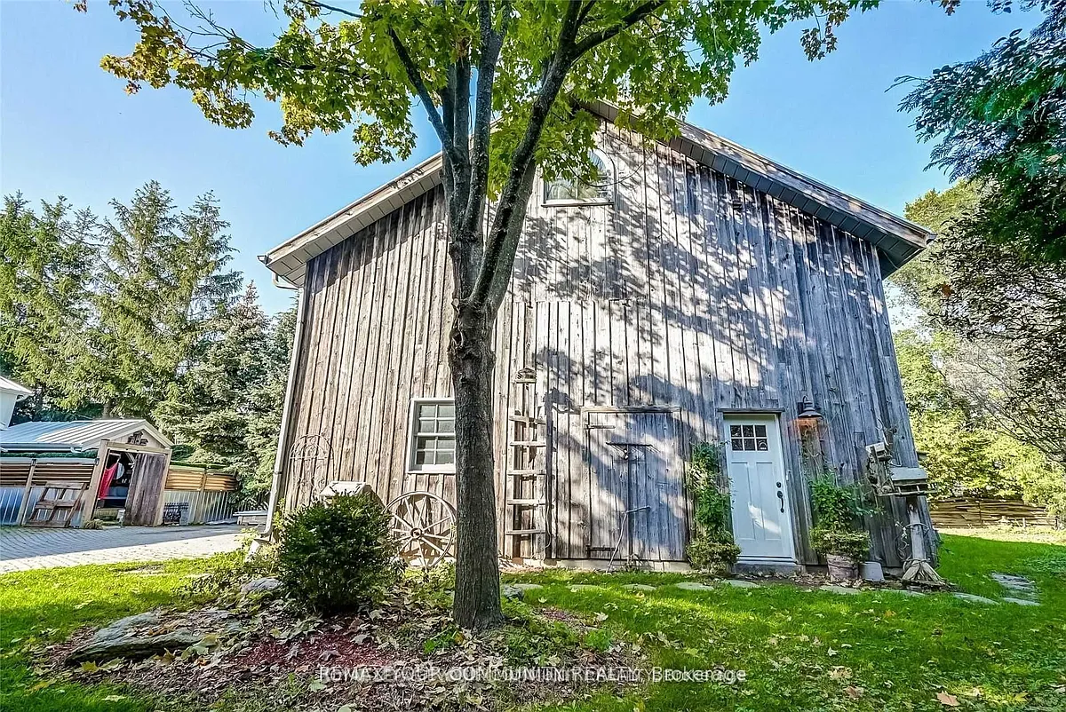 Building Photo - 8 David Gohn Cir