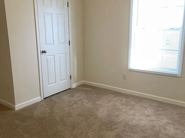 162 Alton Cir — Photo 18
