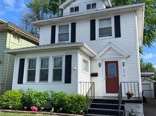 374 Warren Ave, Kenmore, NY 14217