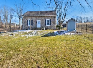 2418 Church View Rd, Coopersburg, PA 18036