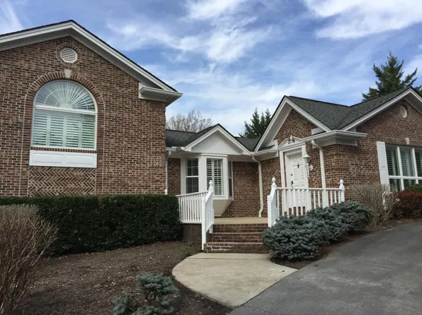 1914 Triangle Rd, Johnson City, TN 37604