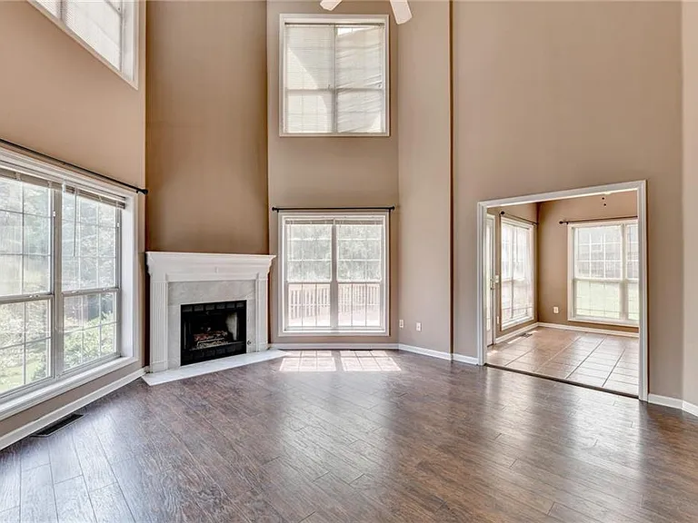 2899 Savannah Walk Ln — Photo 9