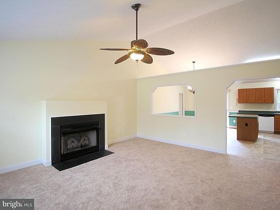 3rd image of 11714 Camelot Way