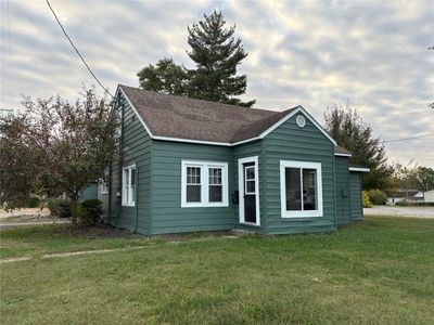 600 S Van Buren St, Newton, IL, 62448