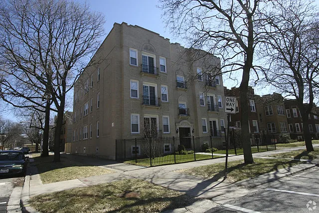 N Bell Ave — Photo 15