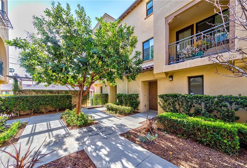 1st image of 809 S Anaheim Blvd Unit 102
