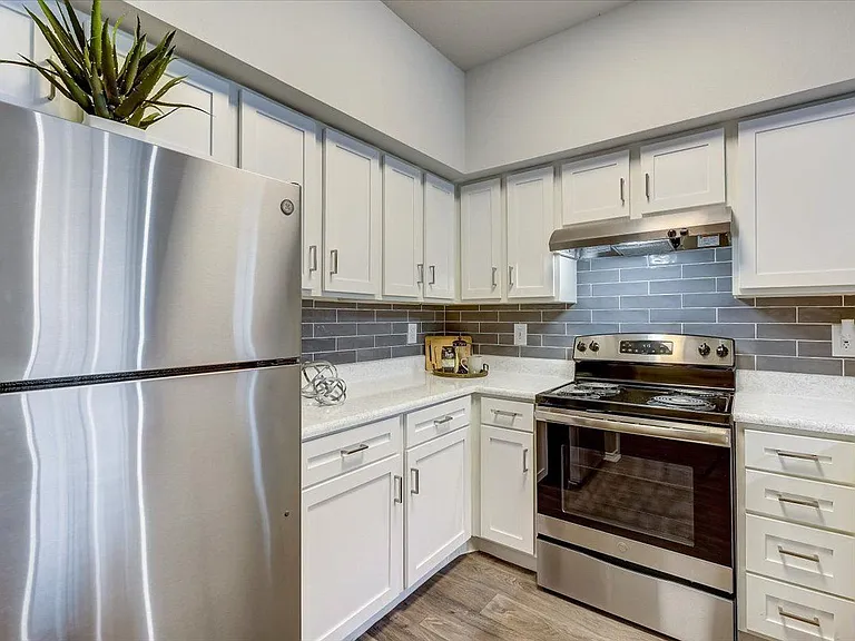 Southpoint Villas — Photo 6