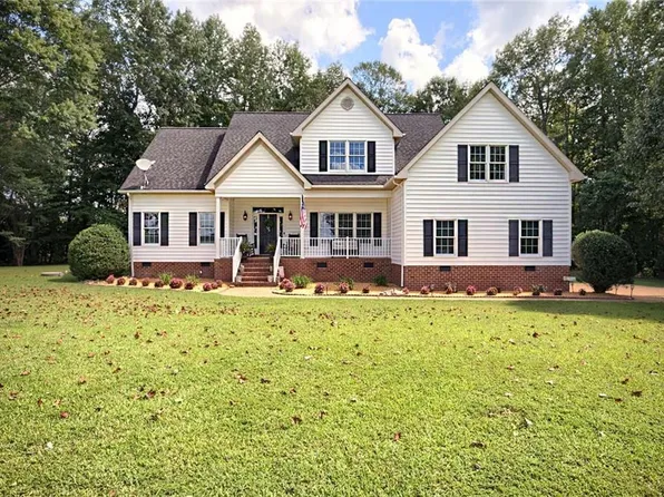 9079 Coles Landing Dr, Gloucester, VA 23061