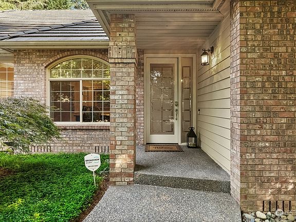 2nd image of 4816 Old Stump Drive NW