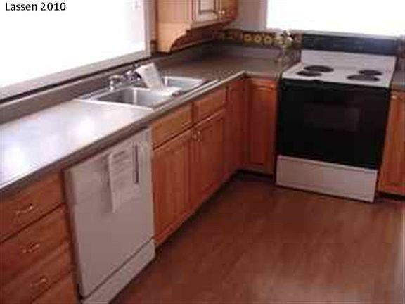 2nd image of 413 Delwood St